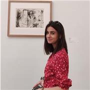 Mi sono diplomata al liceo scientifico A. Banfi e attualmente sono una studentessa di medicina e chirurgia a Monza